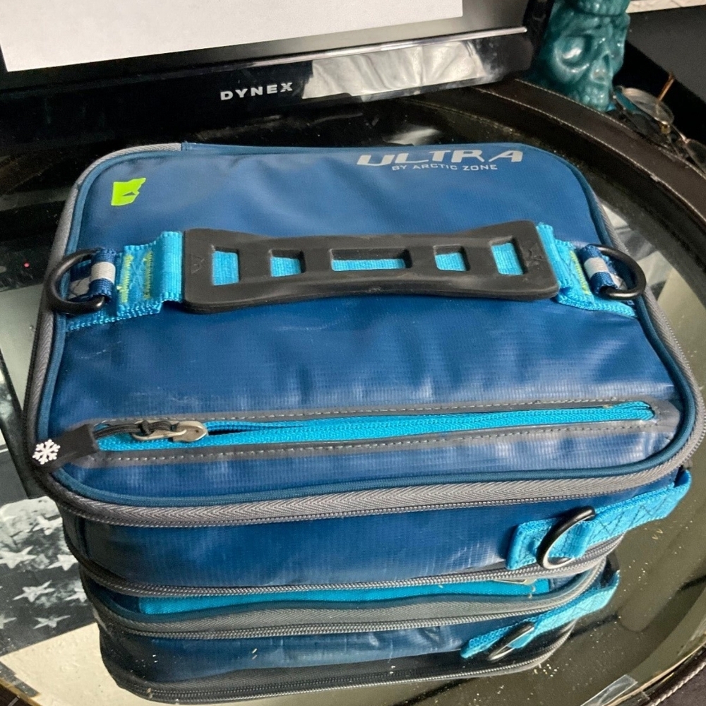 Arctic zone ultra lunch boxArctic zone ultra lunch box new no tag